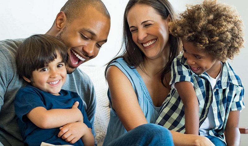 découvrez l'importance de la famille, ses valeurs et les liens uniques qui unissent ses membres. plongez dans des conseils pour renforcer les relations familiales et créer des souvenirs inoubliables ensemble.