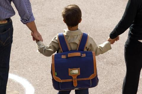 découvrez des conseils et des ressources pour les parents non musulmans sur l'éducation, la culture et l'intégration, tout en préservant leurs valeurs et traditions.