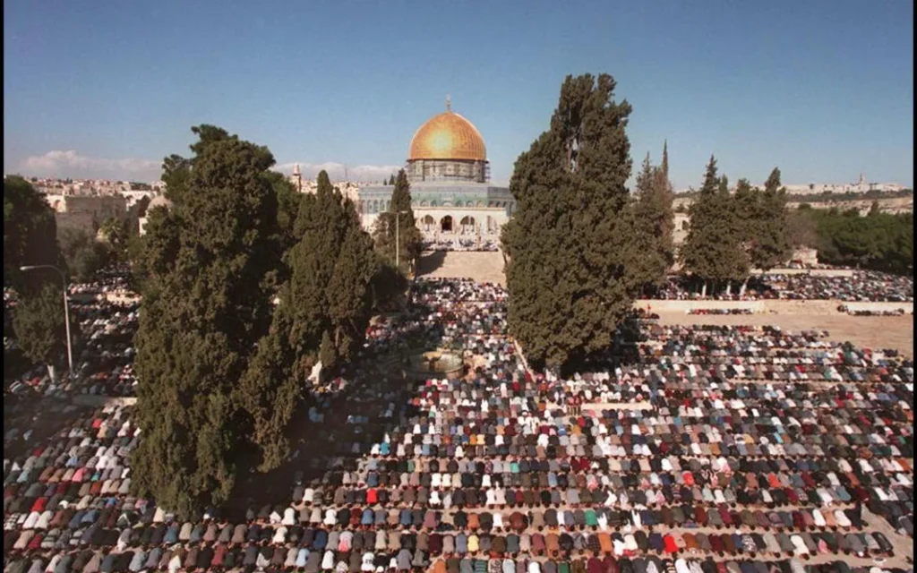 découvrez comment al aqsa représente un espoir commun pour différentes communautés, un symbole de paix, de foi et de dialogue interculturel au cœur de jérusalem.