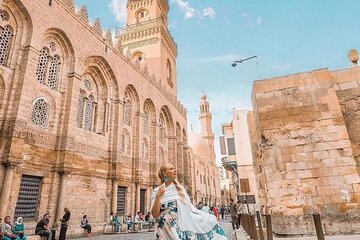 découvrez la mosquée al azhar, l’un des plus anciens centres de savoir islamique du monde, célèbre pour son architecture majestueuse et son influence culturelle et religieuse au caire, en égypte.